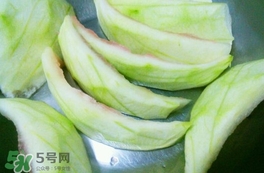 西瓜皮敷臉有什么作用？西瓜皮敷臉有什么好處