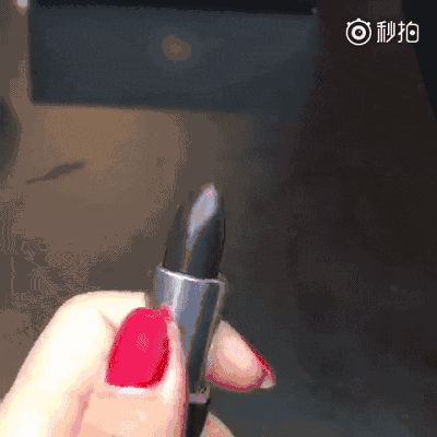 紀(jì)梵希雙色唇膏口紅什么時候上市？紀(jì)梵希雙色唇膏上市時間