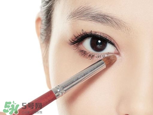 初學(xué)者怎么畫(huà)眼影?初學(xué)者如何畫(huà)眼影?