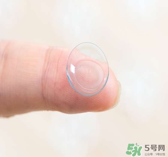 獅王隱形眼鏡輔助液怎么用？獅王隱形眼鏡輔助液使用方法