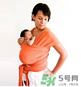背巾適合多大的寶寶？背巾寶寶多大可以用？