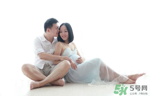 孕婦能抹護膚品嗎？孕婦能化妝嗎？
