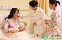 夏天做月子穿什么鞋？夏天做月子如何選擇鞋子？