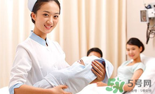 夏天坐月子可以天天洗澡嗎？夏季坐月子能洗澡嗎？
