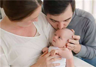 夏天坐月子可以吹風扇嗎？夏天風扇能不能給產(chǎn)婦用？