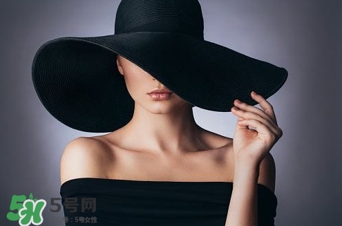 HIV真有這么可怕嗎？艾滋病的臨床表現(xiàn)主要有哪些