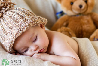 夏天寶寶可以穿開襠褲嗎？寶寶穿開襠褲有什么危害嗎？