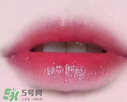 嬌蘭小黑裙唇膏口紅007多少錢？嬌蘭小黑裙007專柜價(jià)