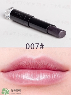 嬌蘭小黑裙007值得入嗎？嬌蘭小黑裙007唇膏口紅怎么樣？