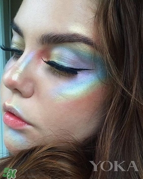 makeup revolution獨(dú)角獸彩虹高光多少錢_專柜價格_哪里買