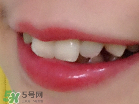 嬌蘭小黑裙003多少錢？嬌蘭小黑裙唇膏003專柜價格