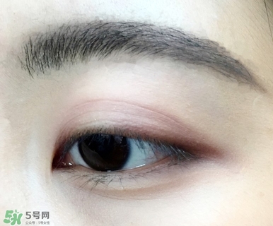 anastasia眼影多少錢？anastasia眼影試色專柜價格