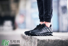 adidas springblade最新款多少錢？阿迪達(dá)斯刀鋒戰(zhàn)士專柜價(jià)格