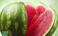 桃子和西瓜一起吃會(huì)中毒嗎？桃子和西瓜能一起吃嗎？
