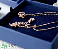 施華洛世奇跳動的心是什么材質(zhì)？跳動的心項鏈是銀的嗎？