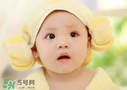 寶寶中暑的癥狀是什么？寶寶夏天如何判斷是否中暑？