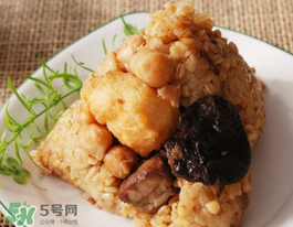 花生粽子怎么做好吃？花生粽子怎么包？