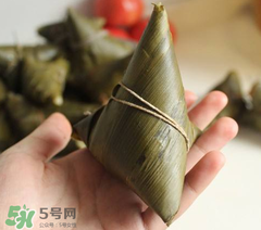 包粽子用什么糯米？包粽子的糯米要泡多久？