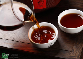 普洱茶發(fā)霉了怎么處理？普洱茶發(fā)霉了還能喝嗎？