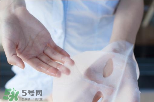百雀羚三生花面膜怎么用？百雀羚三生花面膜用完要洗嗎？