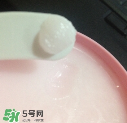 ukiss悠珂思卸妝膏怎么用？ukiss悠珂思卸妝膏使用方法