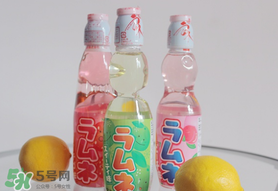 彈珠汽水怎么開？彈珠汽水怎么開不會噴？