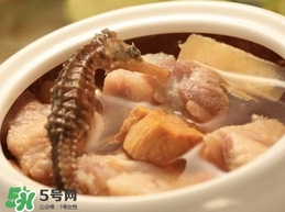 鱷魚肉燉湯要去皮嗎？鱷魚肉煲湯新鮮的好還是干的好
