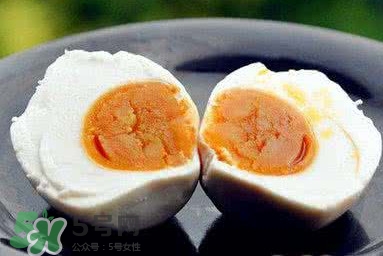 咸鴨蛋為什么會(huì)臭？咸鴨蛋為什么會(huì)苦