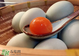 咸鴨蛋太咸了怎么辦？咸鴨蛋太咸如何變淡？