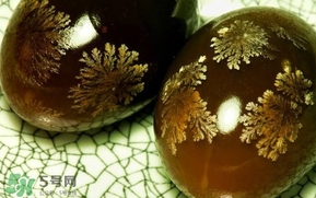 松花蛋不能和什么一起吃？松花蛋不能與什么同食