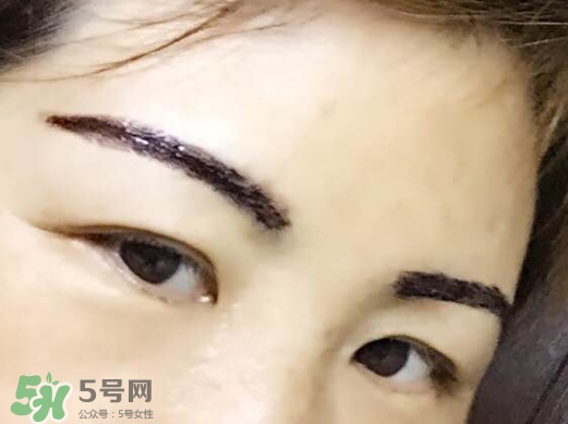 眉膠和眉粉哪個好用？眉膠和沒分的區(qū)別
