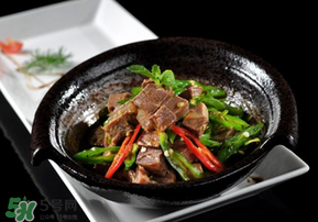 杏和牛肉能一起吃嗎？杏和牛肉一起吃會中毒嗎？