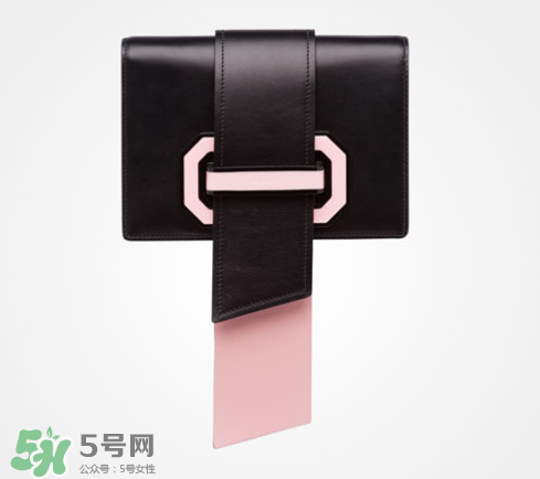 prada ribbon尺寸多大？普拉達(dá)舌頭包尺寸介紹