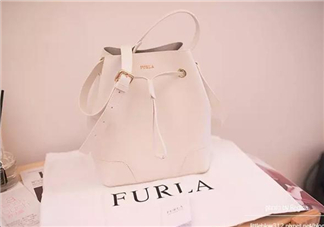 furla水桶包正品多少錢？芙拉水桶包專柜價(jià)格