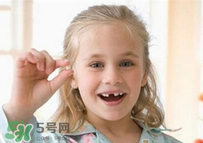 兒童換牙可以吃鈣片嗎?兒童換牙吃什么好？