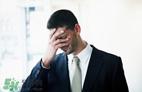 用延時(shí)噴劑后需要戴避孕套嗎？延時(shí)噴劑說(shuō)明及其使用方法