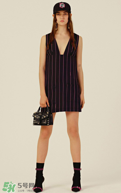 versus versace2018早春度假系列衣服款式有哪些_好看嗎？