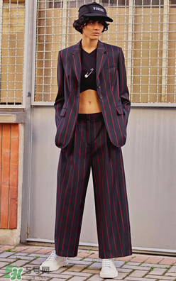 versus versace2018早春度假系列衣服款式有哪些_好看嗎？