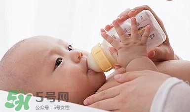 金銀花寶寶可以喝嗎？夏天寶寶能喝金銀花嗎？