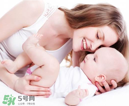 寶寶指甲上有白點(diǎn)是怎么回事？寶寶指甲上有白點(diǎn)正常嗎？