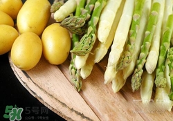 蘆筍焯水幾分鐘可以吃？蘆筍要焯水幾分鐘