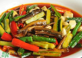 黃鱔可以和黃瓜一起吃嗎？黃瓜和黃鱔能同食嗎？