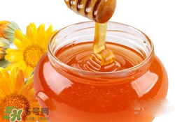 胃脹氣可以喝蜂蜜水嗎？胃脹氣可不可以喝蜂蜜水？