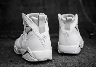 air jordan 7 pure platinum多少錢？AJ7白銀配色專柜價(jià)格
