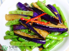 四季豆可以和茄子一起炒嗎？四季豆和茄子能一起煮嗎？