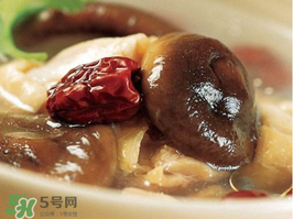 鴨肉能和香菇一起燉嗎？香菇燉鴨肉有毒嗎？