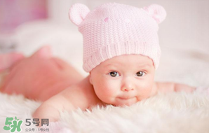 嬰兒吃藥可以混在奶粉里面吃嗎？嬰兒吃藥怎么吃？