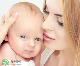 寶寶吃藥吐怎么辦？寶寶吃藥吐了還繼續(xù)吃嗎？