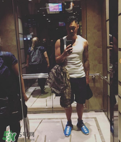 余文樂藍色運動鞋是什么牌子？余文樂ins同款球鞋品牌
