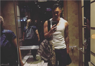 余文樂藍(lán)色運動鞋是什么牌子？余文樂ins同款球鞋品牌
